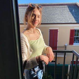 Meet your Posher, Natalie